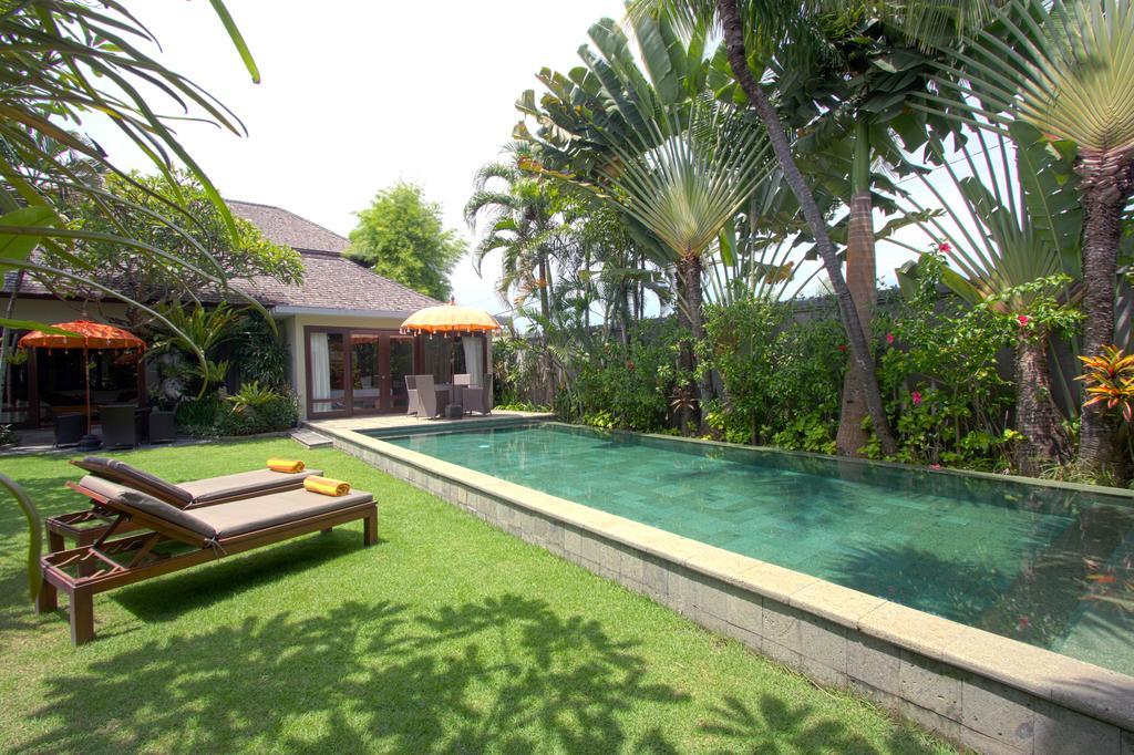 Chimera Villas Seminyak Exterior foto