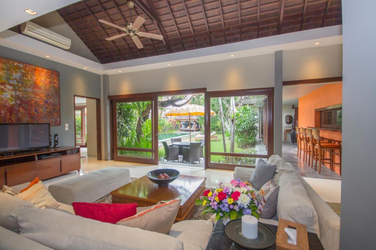 Chimera Villas Seminyak Exterior foto